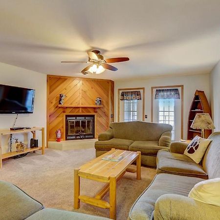 Brown Family Condo For Families Golf Trips And Girls Getaways Wisconsin Dells Esterno foto
