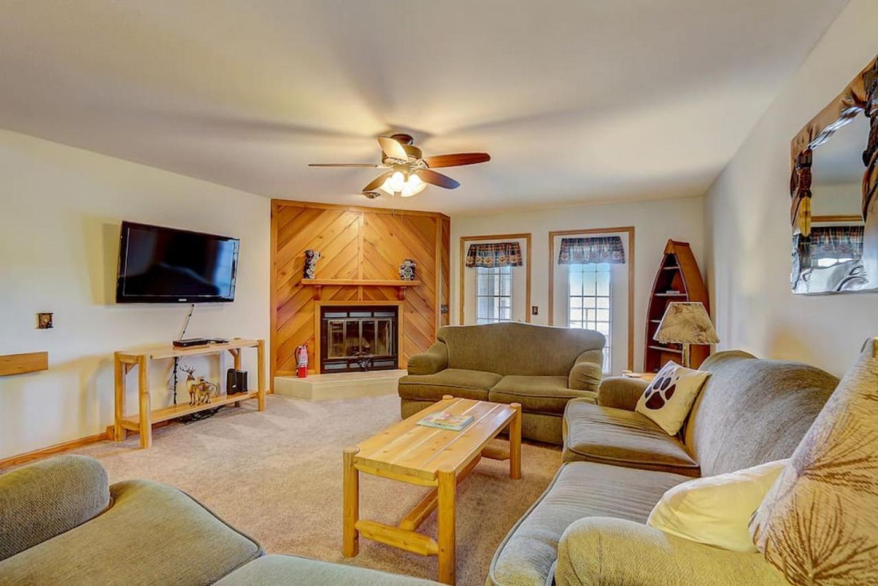 Brown Family Condo For Families Golf Trips And Girls Getaways Wisconsin Dells Esterno foto