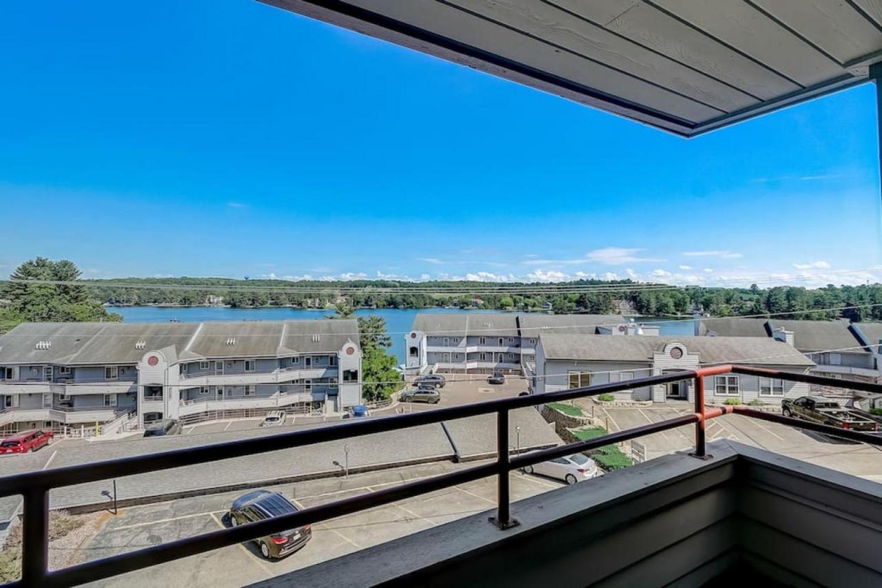 Brown Family Condo For Families Golf Trips And Girls Getaways Wisconsin Dells Esterno foto